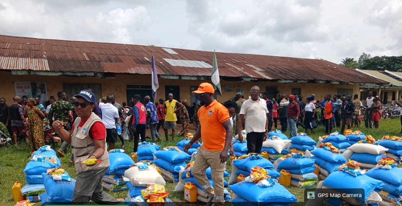 NEMA Delivers Relief to Agbokim, Karaboat Fire Victims