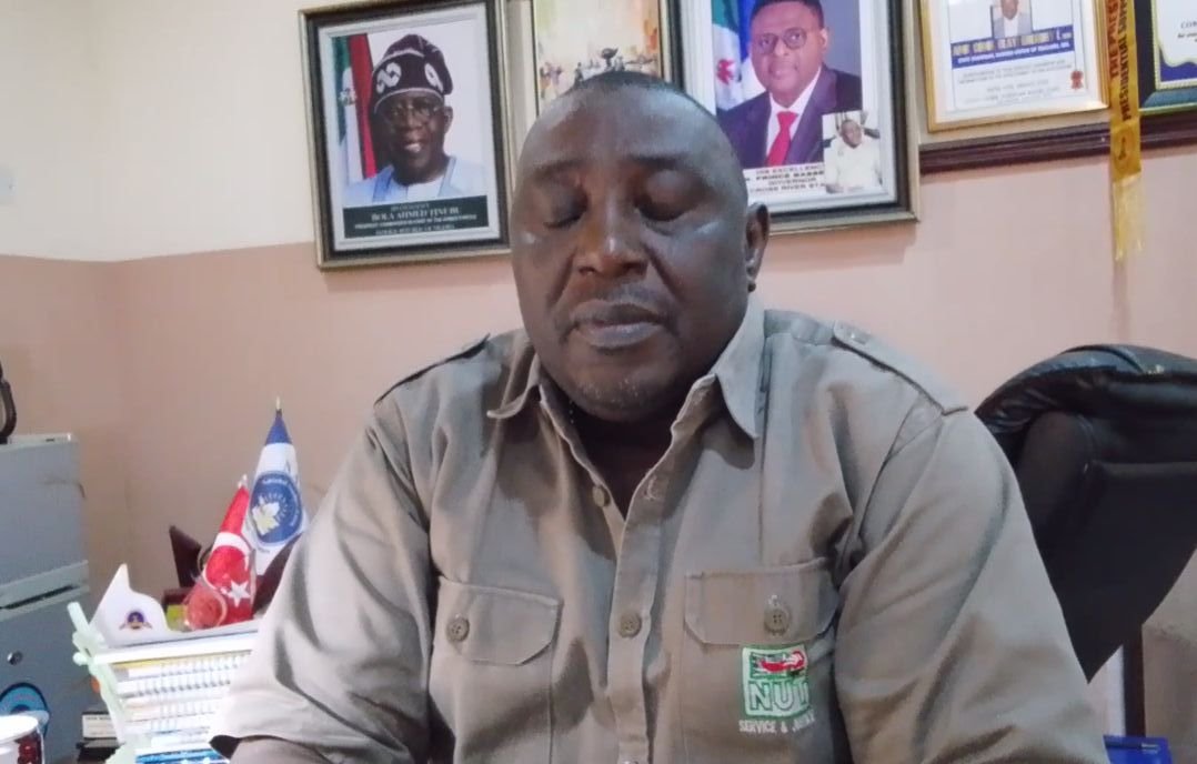 Teachers Threaten To shut Down Schools in Cross River Over Unpaid Salaries, Insecurity
