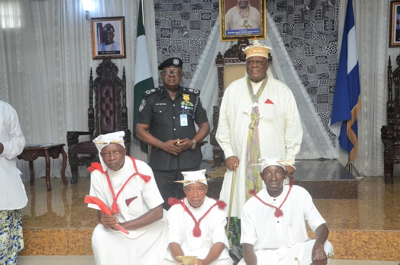 Cross River Police, Obong of Calabar Seek Stronger Partnership Against Jungle Justice