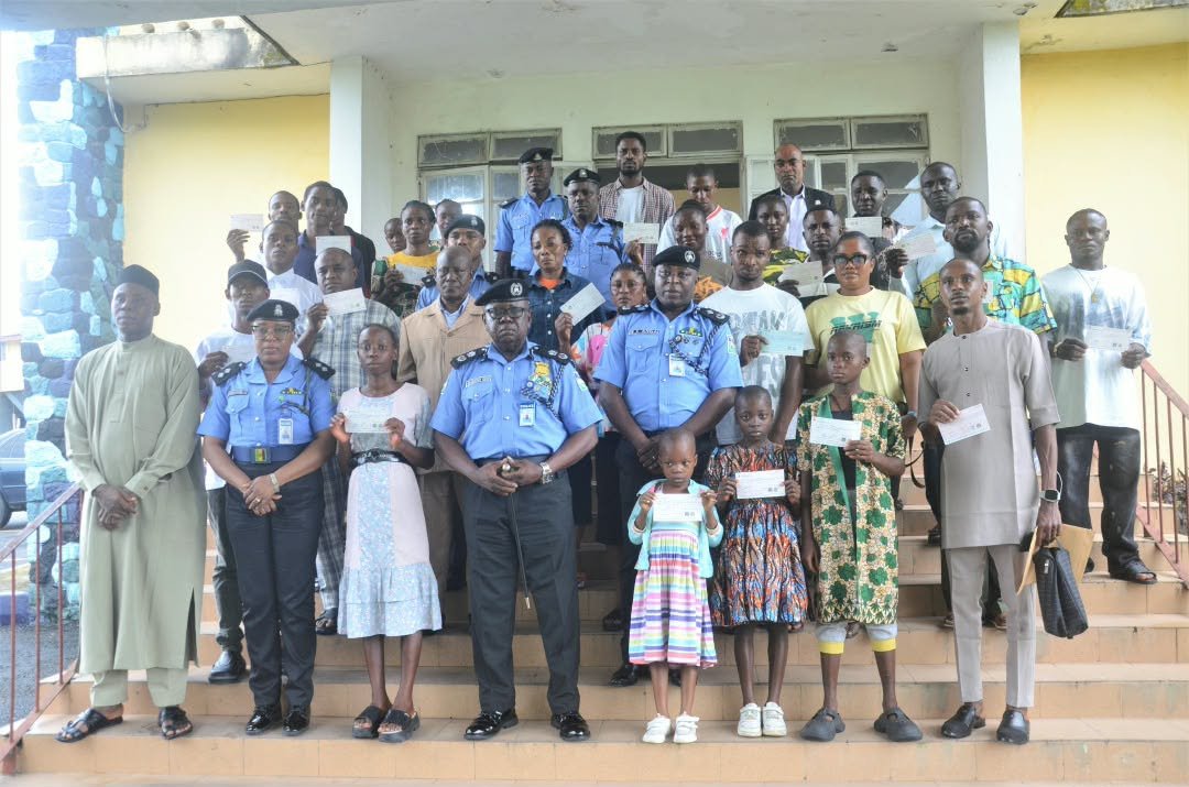 17 Fallen Police Officers’ Families Receive ₦13.75m In C’River