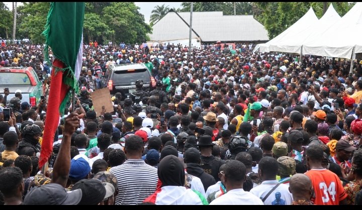 Arthur Jarvis: Over 1,000 APC Members Defect To PDP In Akpabuyo